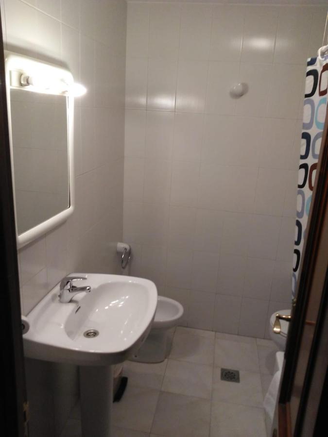 Albergue Hostal Sao Telmo Туй Екстер'єр фото