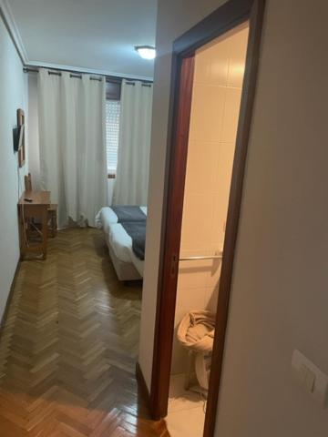 Albergue Hostal Sao Telmo Туй Екстер'єр фото